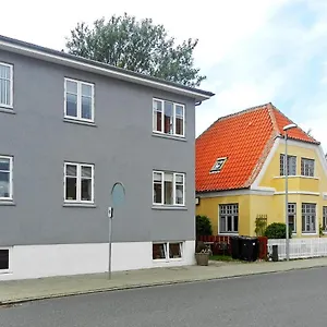 4 Person In Lejlighed